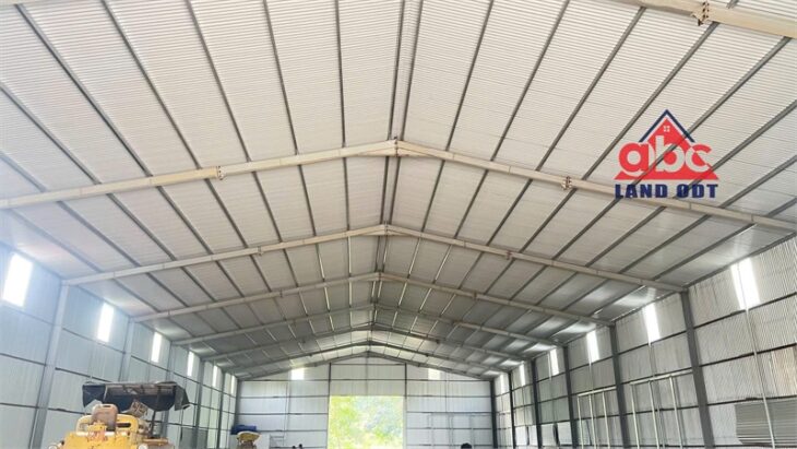 XT467 nhà xưởng , kho bãi thuận tiện di chuyển cont. kết cấu kiên cố thuê lâu dài