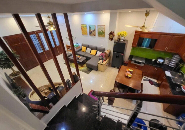 Bán nhà Lò Đúc, 30m ra mặt Phố, ngõ ba gác tránh rộng, full đồ ở luôn .