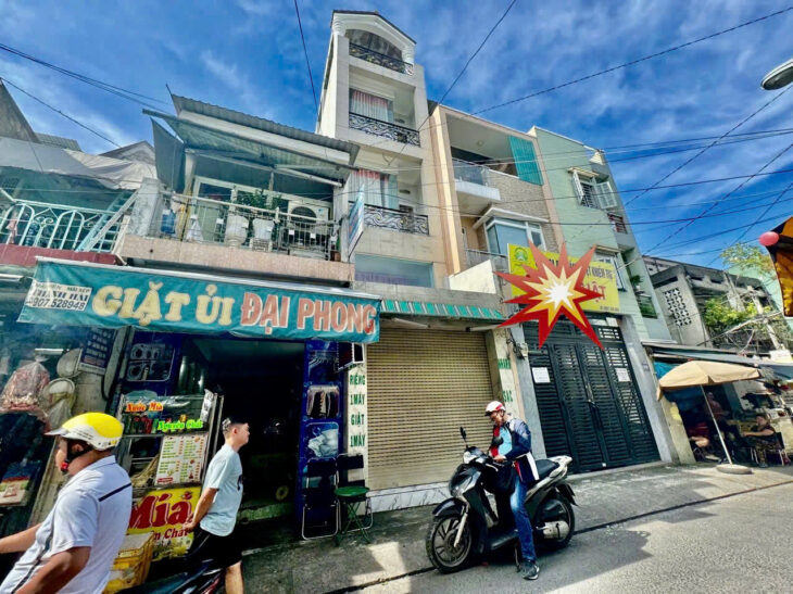 BÁN NHÀ MẶT PHỐ ĐOÀN VĂN BƠ, P.14, Q.4 – 88M2, 2 TẦNG, 3 PN, 11 TỶ – SỔ HỒNG CHÍNH CHỦ