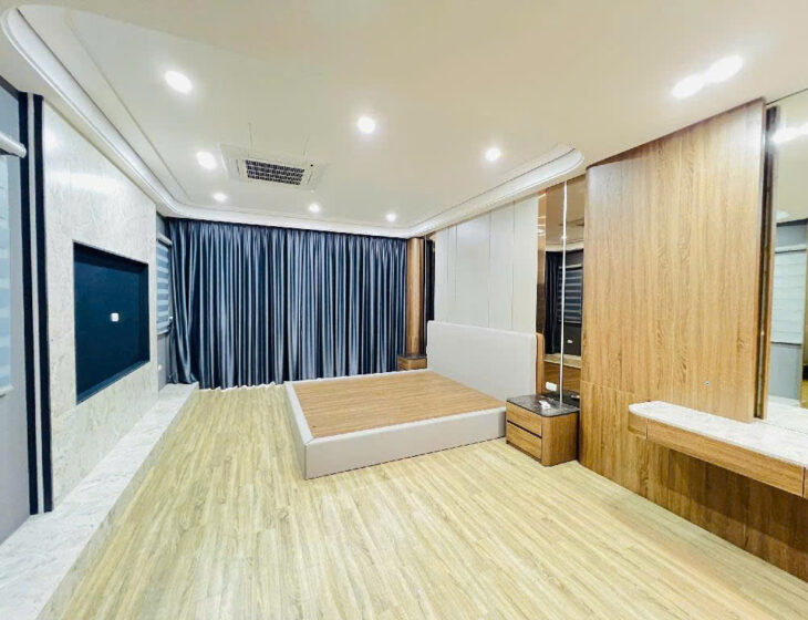 Vỉa hè K Doanh – Lai Xá 68m2 – 5 tầng, ô tô tránh, giá 12.8tỷ