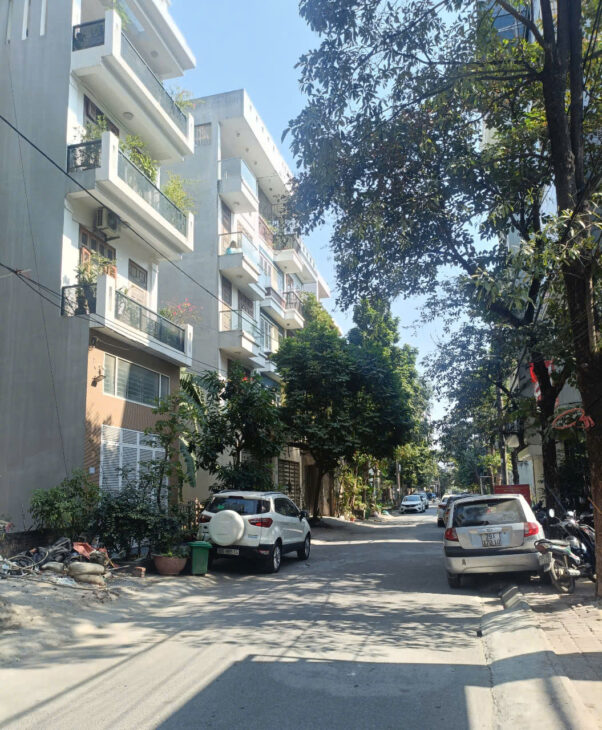 Vỉa hè K Doanh – Lai Xá 68m2 – 5 tầng, ô tô tránh, giá 12.8tỷ