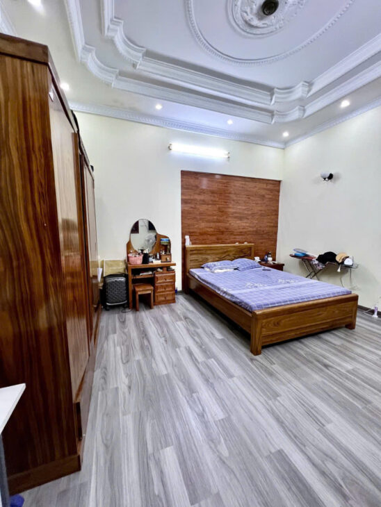 NHÀ ĐẸP DÂN XÂY GẦN PHỐ – NGÕ THÔNG BA GÁC ĐUA 8,7 tỷ Hoàng Hoa Thám 39/50 m, 4 tầng, mt 4m.Tây Hồ