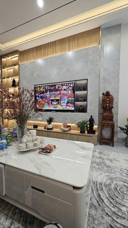 ???? MỚI KENG HOÀNG NHƯ TIẾP 45m2 , mt4 full nội thất tiền tỷ , thang máy 10,8 tỷ