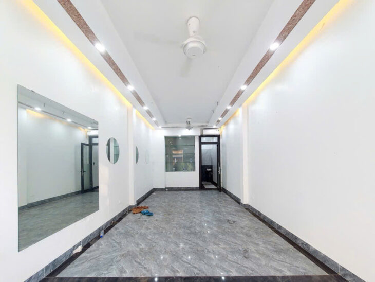 BÁN NHÀ 5 TẦNG ,DIỆN TÍCH 35M GẦN SIÊU THỊ AEON VÀ CÔNG VIÊN THIÊN VĂN HỌC GIÁ CHỈ 5.2 TỶ