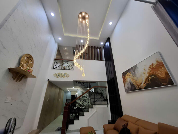 GIẢM SỐC 700 TRIỆU_ BÁN TRƯỚC TÊT _ GÒ VẤP _ 54M2_ 5 TẦNG _ KHU PHÂN LÔ HẺM 6M.