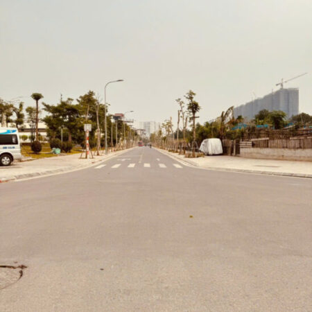 BIỆT THỰ HÀNG XÓM KHAI SƠN, VỈA HÈ, DÂN TRÍ CAO, 11,8 TỶ