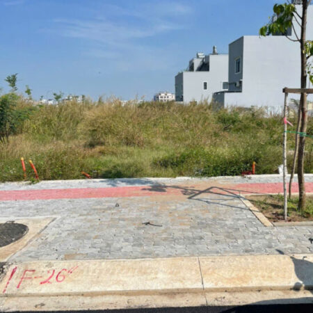 Gấp bán 2 lô đất liền kề diện tích (9×20) đường 12m. Mỗi nền (4.5x20m) giá 7 tỷ (TL)