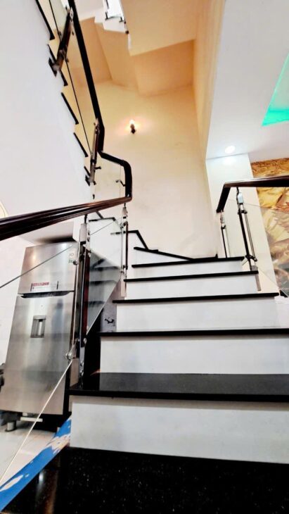 NHÀ ĐẸP MẶT TIỀN Q12 – 3 TẦNG – 79M2 – CHỈ NHỈN 4Đ – CẦN BÁN NHANH