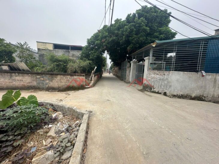 SIÊU PHẨM GIÁ 2,050 TỶ ĐẤT TẠI TT XUÂN MAI-CHƯƠNG MỸ D/T:72,1M