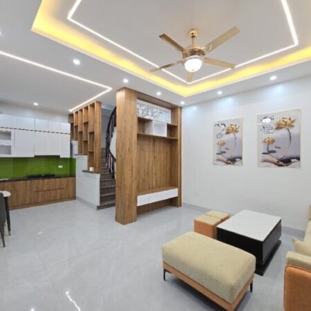 Bán nhanh trước TẾT nhà ĐẸP 45m2 * 4 Tầng * 4 ngủ Đường Giải Phóng – quận Hoàng Mai