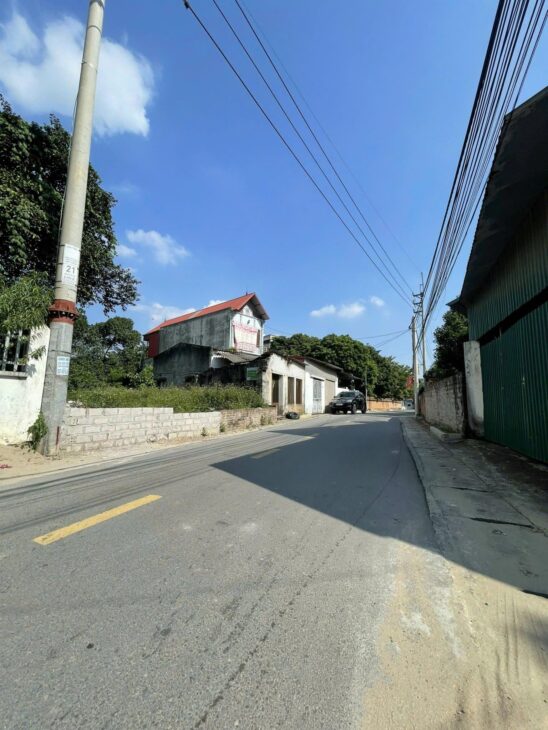 Bán gấp lô đất đẹp tại thôn Vân Lôi, Bình Yên ôtô ngõ thoáng giá rẻ 2.4tỷ 79m