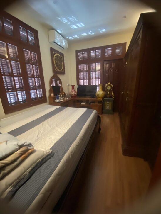 Hiếm, Vị trí đẹp, Lô Góc, ô tô đỗ cửa, view hồ – Bán Nhà Ngọc Thuỵ 51m2- nhỉnh 10 tỷ
