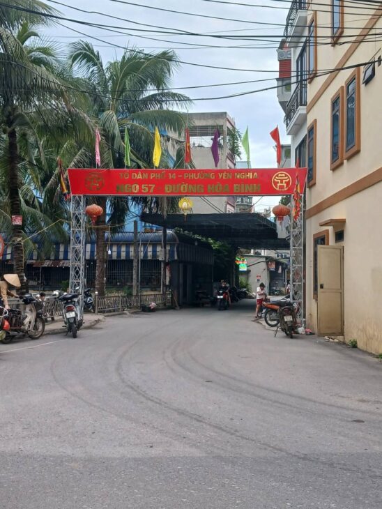 Bán nhà Hoà Bình( tổ 14 Yên Nghĩa) giá 2.45 tỷ, diện tích 35m2, đất, mặt tiền 3.5m