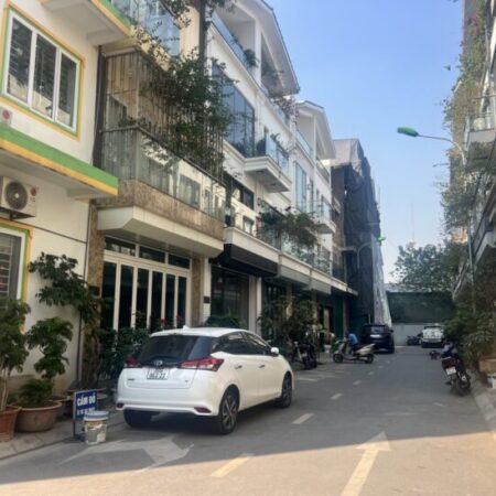 Bán nhà liền kề thịnh liệt 4 tầng ô chờ thang máy vỉa hè ô tô dừng đỗ kinh doanh hoàng mai