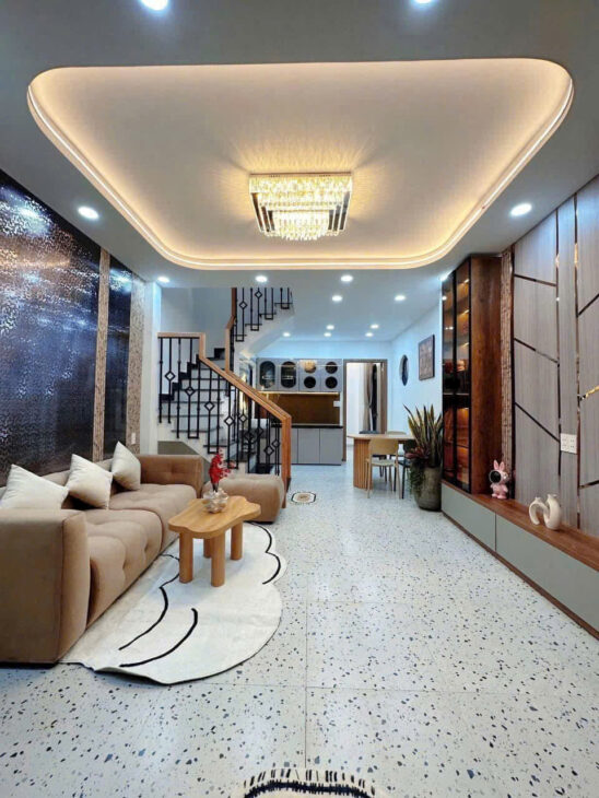 6.15 tỷ- bán nhà hẻm xe hơi Hoàng Hoa Thám PN- căn góc 4mx10m- sát MT- 3PN full nội thất