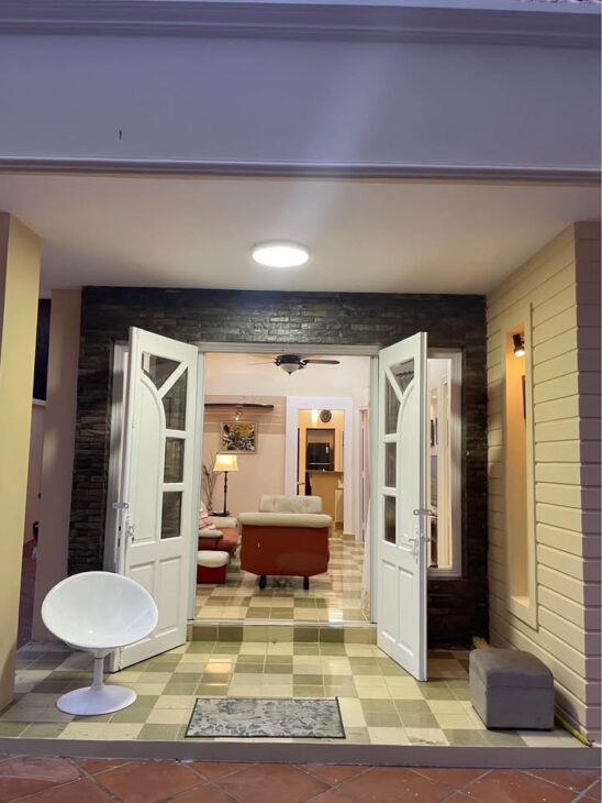 CHÍNH CHỦ Cho Thuê ( Để Ở ) BIỆT THỰ Sân Vườn – GIÁ Tốt – Vị Trí Tại : Phường 4 – Vũng Tàu – Bà Rịa