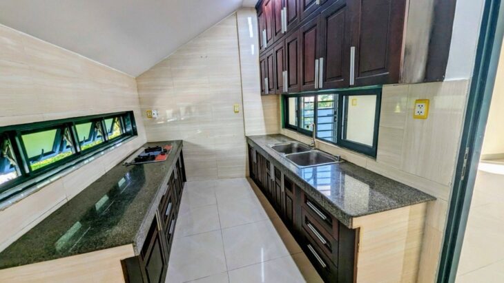 Nhà lô góc, 4 Tầng, Khu Dân Cư Nam Long, 116m2, Phú Thuận Quận 7-Gía 18 tỷ