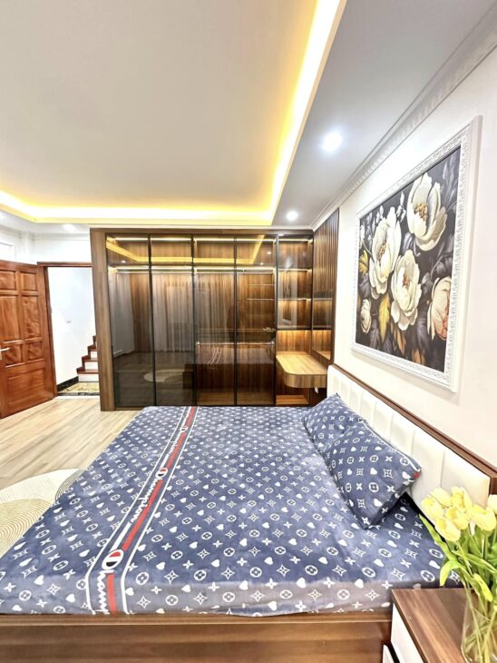 PHAN KẾ BÍNH – BA ĐÌNH – DT40M2 X5T – MT5M – 8.5TỶ- 3GÁC QUAY ĐẦU – FULL NỘI THẤT