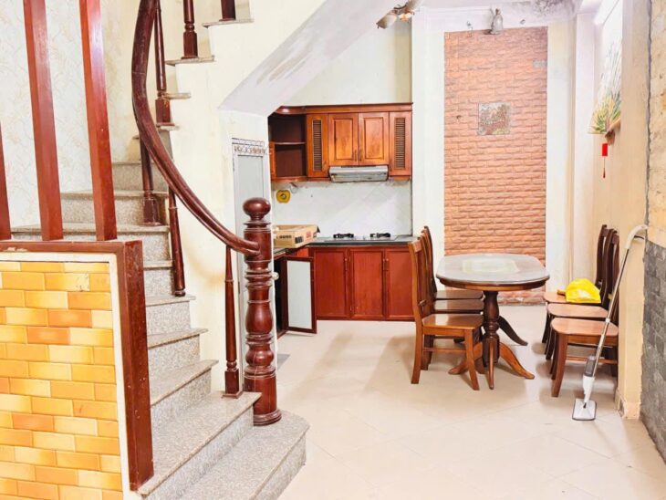 TÂY HÔ – DT40M2 X5T – MT4- 8.2TỶ – GẦN Ô TÔ – NHÀ THOÁNG SÁNG VÔ CÙNG