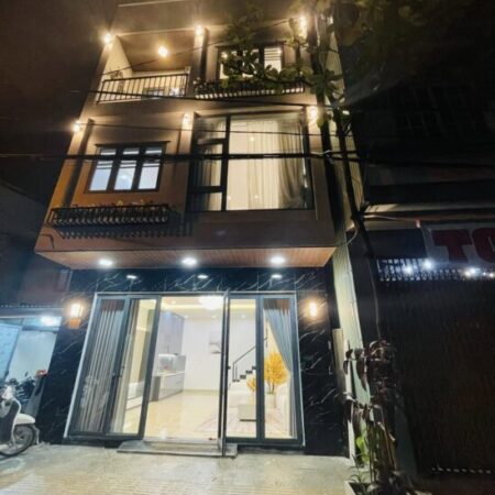 ♥ Mặt Tiền Cô Bắc Phố CHỢ Hải Châu, gần Cầu Rồng, 55m2, ngang 5.8, 3 tầng đẹp Kinh Doanh, 6.45 tỷ ♥ Mặt Tiền Cô Bắc Phố CHỢ Hải Châu, gần Cầu Rồng, 55m2, ngang 5.8, 3 tầng đẹp Kinh Doanh, 6.45 tỷ