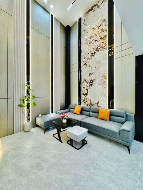 Nhà Nội Thất Đầy Đủ Nguyễn Văn Khối, P9_DT: 5x14m_3 Lầu