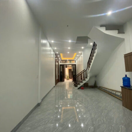 BÁN NHÀ SIÊU ĐẸP TRUNG TÂM THÀNH PHỐ NGÕ Ô TÔ THÔNG PHƯỜNG BỒ XUYÊN