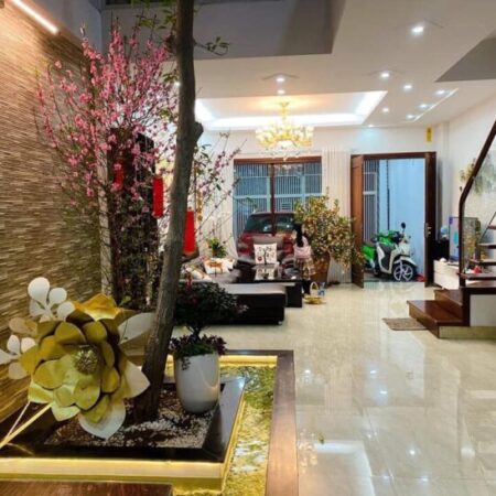 Lạc Long Quân Cầu Giấy – ô tô vào nhà – 55m nhỉnh 14 tỷ
