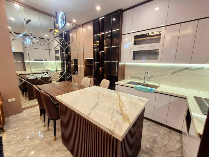 NHÀ 4 TẦNG PHỐ CẢM HỘI, HAI BÀ TRƯNG – DT 45M2, MẶT TIỀN 8M – CÁCH MẶT PHỐ 10M