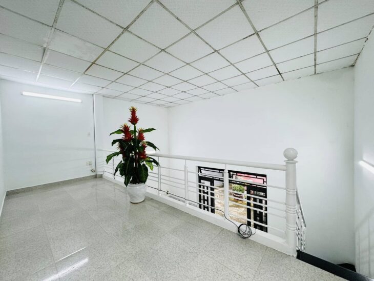 ♥ Nhà Kiệt 3m gần Nguyễn Tất Thành Hà Khê 02, 75m2, ngang 6m, gác đúc 3Pn, Bãi đậu Ô tô gần, 2.67 tỷ