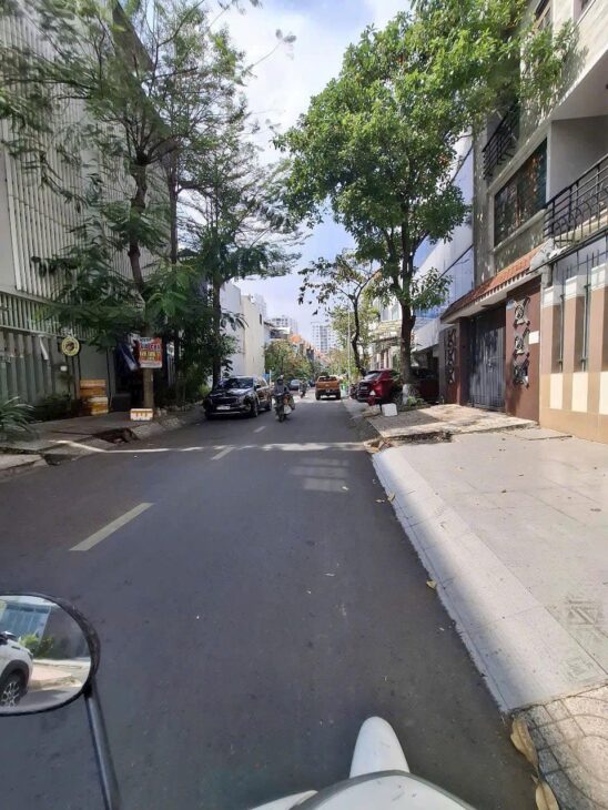 Nhà mặt tiền Kinh doanh Khu dân cư Savimex, ngay chợ Phú Thuận, ôtô đậu trong nhà, 100M2, Ngang 5M,