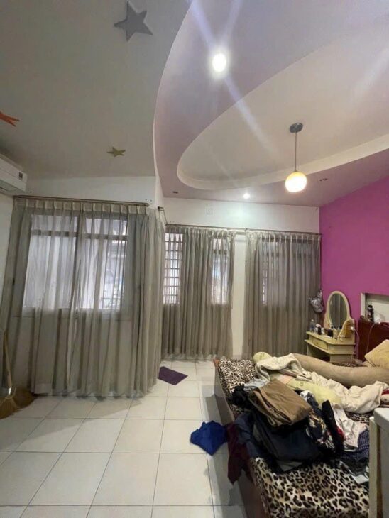 Nhà mặt tiền Kinh doanh Khu dân cư Savimex, ngay chợ Phú Thuận, ôtô đậu trong nhà, 100M2, Ngang 5M,