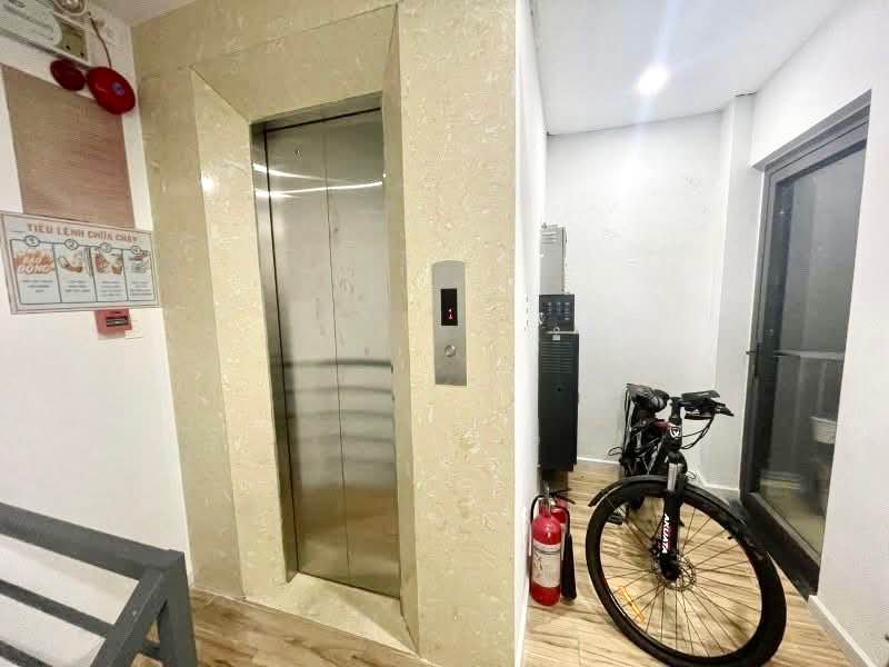 Tòa căn hộ 5 tầng gần biển Mỹ Khê- Sơn Trà- Giá chỉ 6 tỷ.