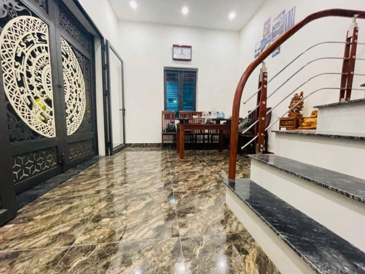 Liễu Giai Ba Đình – ô tô đỗ cửa – 48m* 5 tầng chỉ 10 tỷ