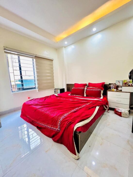 BÁN NHÀ ĐỊNH CÔNG THƯỢNG, HOÀNG MAI, LÔ GÓC Ô TÔ VÀO NHÀ, 42M2, 13.6 TỶ(CTL)