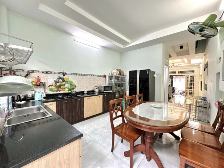 “Nhà Đẹp Ngọc Thụy, Long Biên: Sổ Đỏ Chính Chủ, Giá Tốt 0902318197