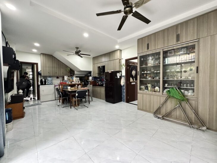 Bán gấp nhà HXH NGUYỄN TRỌNG TUYỂN 7 phòng cho thuê 30tr.