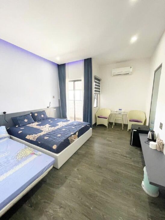 Mặt tiền kinh doanh ngay Chợ Lý Phục Man, 100m2, 3 tầng, thu nhập 300triệu/Năm, Bình