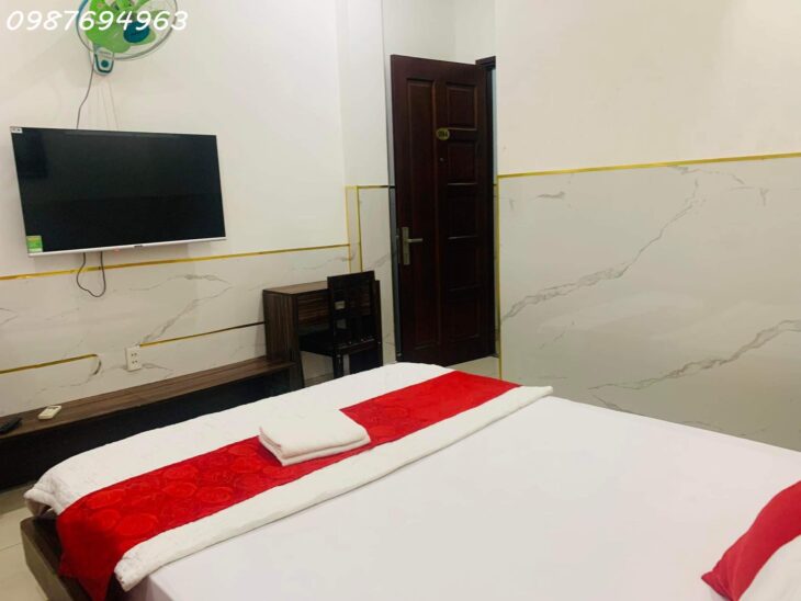 MẶT TIỀN KDC TRUNG SƠN 5.4x22M ĐANG KINH DOANH HOTEL SẴN DÒNG TIỀN 50 TR/THÁNG VỊ TRÍ ĐẮC ĐỊA GẦN