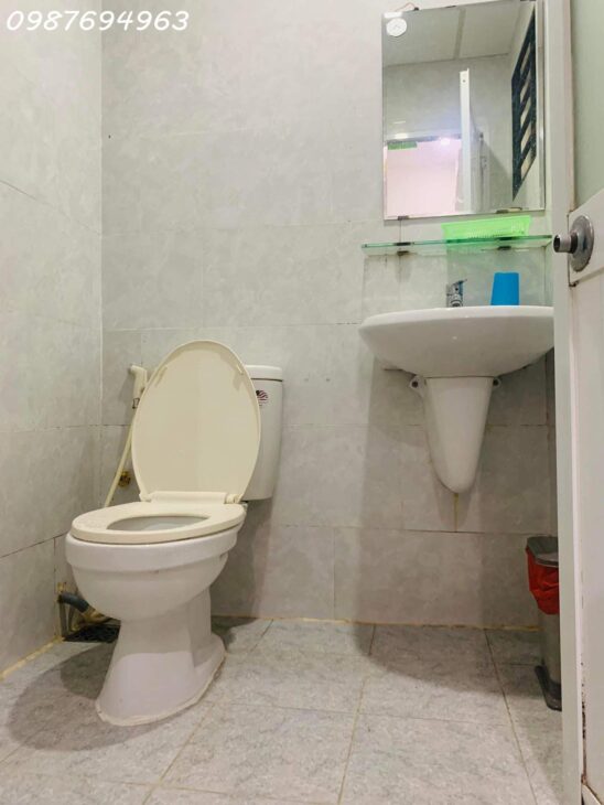 MẶT TIỀN KDC TRUNG SƠN 5.4x22M ĐANG KINH DOANH HOTEL SẴN DÒNG TIỀN 50 TR/THÁNG VỊ TRÍ ĐẮC ĐỊA GẦN