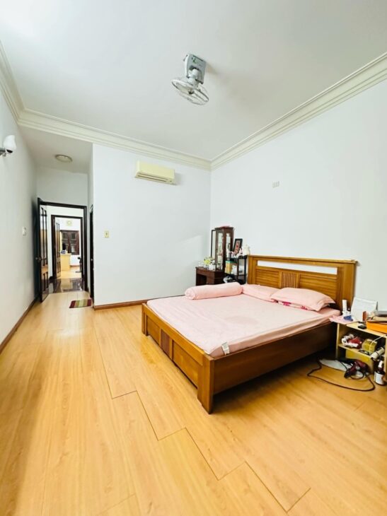 Bán nhà ngay NGUYỄN GIA TRÍ BÌNH THẠNH – 4m x 18m – 5 phòng