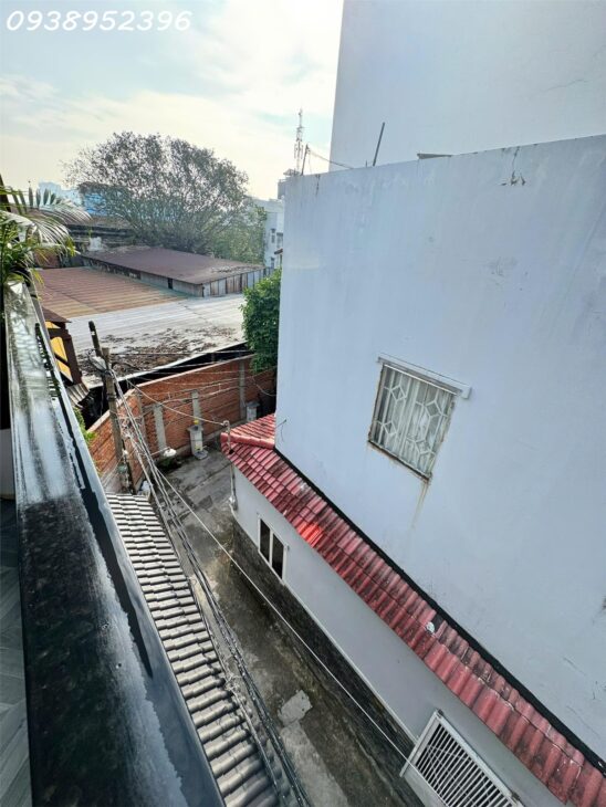 BÁN NHÀ HẬU GIANG, QUẬN 6, SIÊU PHẨM 3 TẦNG LUNG LINH ĐÓN TẾT – NGANG KHỦNG 7.3M – HẺM TRƯỚC NHÀ