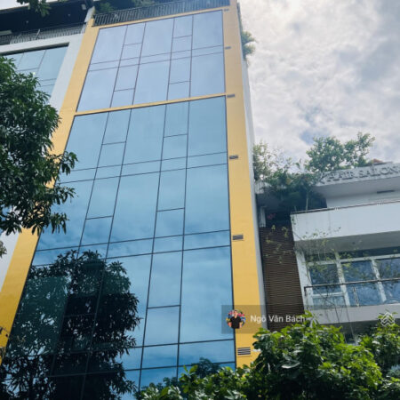 Bán tòa nhà văn phòng phố Hoàng Ngân, dòng tiền 110tr/tháng, vị trí VIP, thông sàn, 65m2 chỉ 32 tỷ