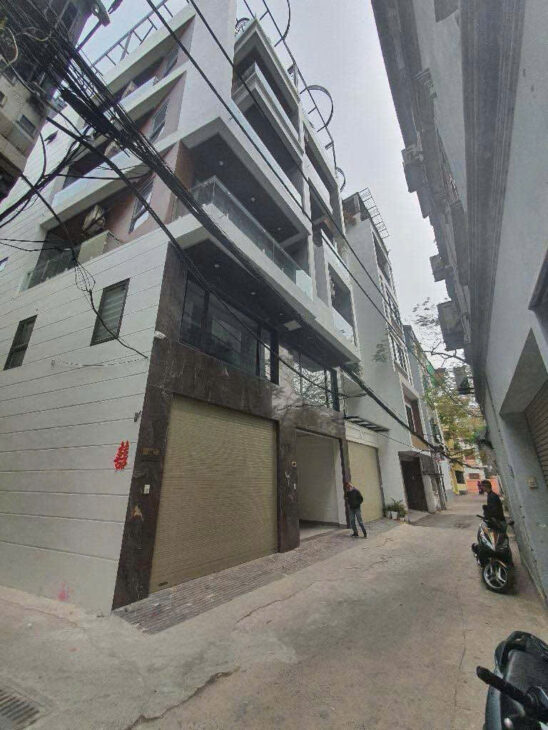 Hiếm – Bán nhà đẹp Ngọc Lâm- Ô tô- 40m 5 tầng 5.3 tỷ (Thương Lượng)