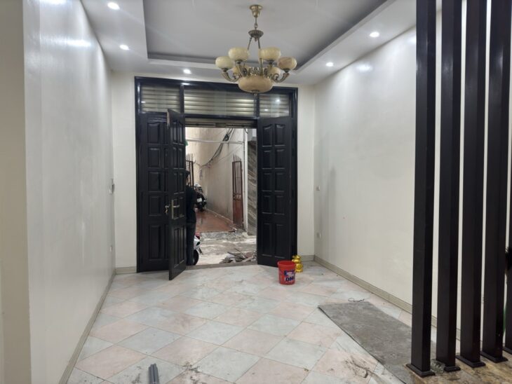 Bán nhà Đẹp ở ngay Hoàng Như Tiếp – Ô Tô – Ngõ thông – Lô góc – ngõ – 40m2 nhỉnh 9 tỷ (TL)