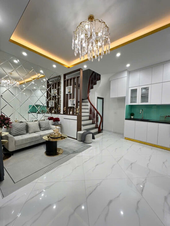 Đỉnh nóc! Bán nhà Bùi Xương Trạch, 33m2, hơn 7 tỷ, lung linh, thoáng sáng, ở kết hợp kinh doanh