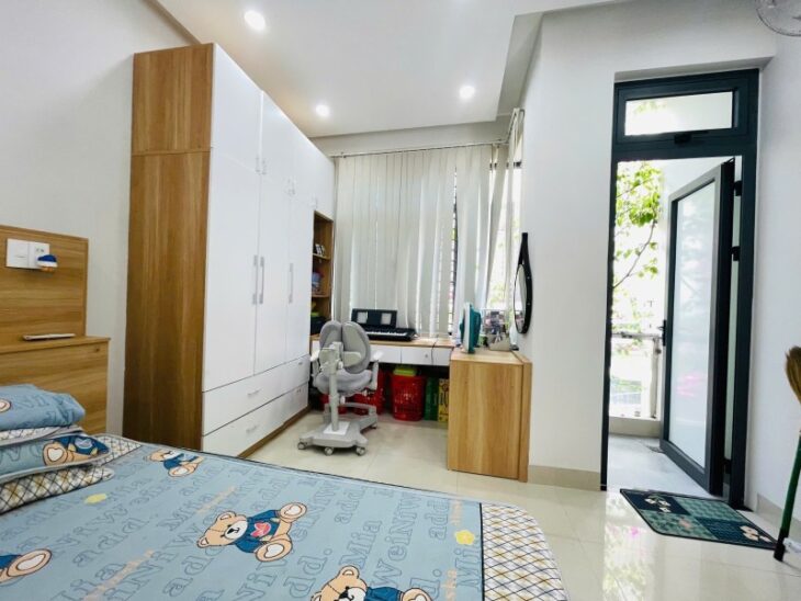 # Nhà sát Mặt Tiền Dũng Sĩ Thanh Khê, 70m2, 3 tầng cực xịn, 4PN, 3.53 tỷ