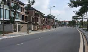 Bán gấp biệt thự khu đô thị Thành Phố Giao Lưu 209m2, mặt tiền 11m, nhà 2 mặt đường giá 72,8tỷ