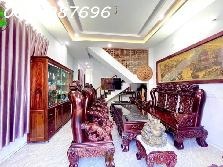 Bán Nhà Biệt Thự Vĩnh Hiệp – Sân Rộng, Đậu Ô Tô, Giá Chỉ 4.5 Tỷ