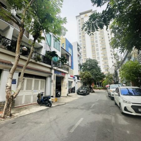 Bán nhà ngay NGUYỄN GIA TRÍ BÌNH THẠNH – 4m x 18m – 5 phòng