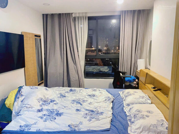 Chính chủ cần bán gấp trước tết căn hộ 93m2, 3 ngủ, 2 wc, đầy đủ nội thất, chung cư 90 Nguyễn Tuân